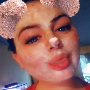 Meet your Posher, Roxanne